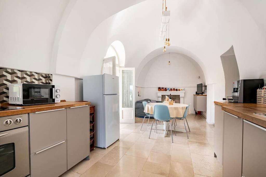 カステッラーナ・グロッテ Trullo Oasi Santo Stefano - Private Poolヴィラ エクステリア 写真